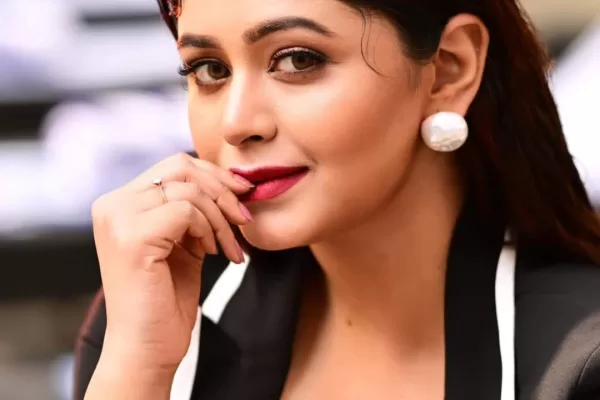 Kolkata temperature is getting high today courtesy...