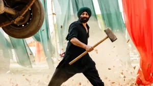 Gadar 2 Film Review: Tara Singh's Dhamakedar Return Will Leave You Emotionally Charged and Patriotically Pumped! 💪