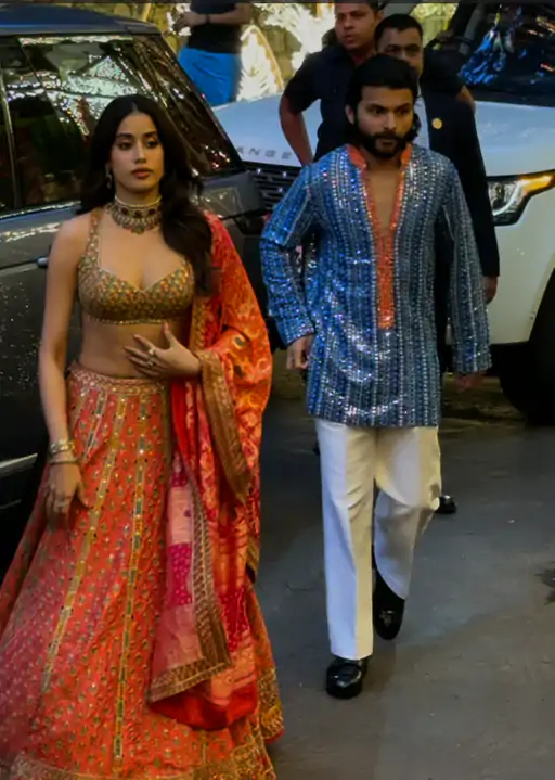 Janhvi Kapoor and Shikhar Pahariya at the function