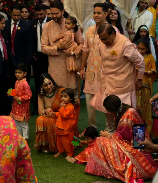 Isha Ambani with kids