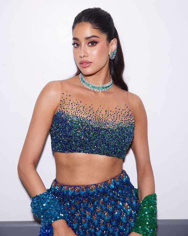 Janhvi Kapoor weaves elegance in mermaid-style Manish Malhotra peacock lehenga for Anant Ambani-Radhika Merchant's sangeet; Shikhar Pahariya trims her can-can before hitting dance floor