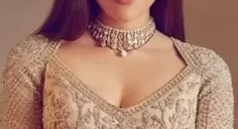 Watch the Sizzling Vintage Beauty of Bollywood Actress Kajal Agarwal in This Hot Trending Video