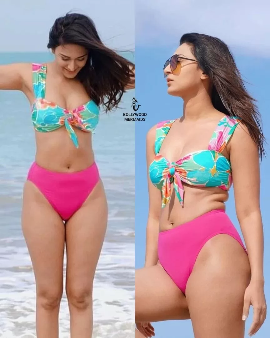 Hottie Erica Fernandes Looks Dazzling Hot in These Pics from Her Beach Vac