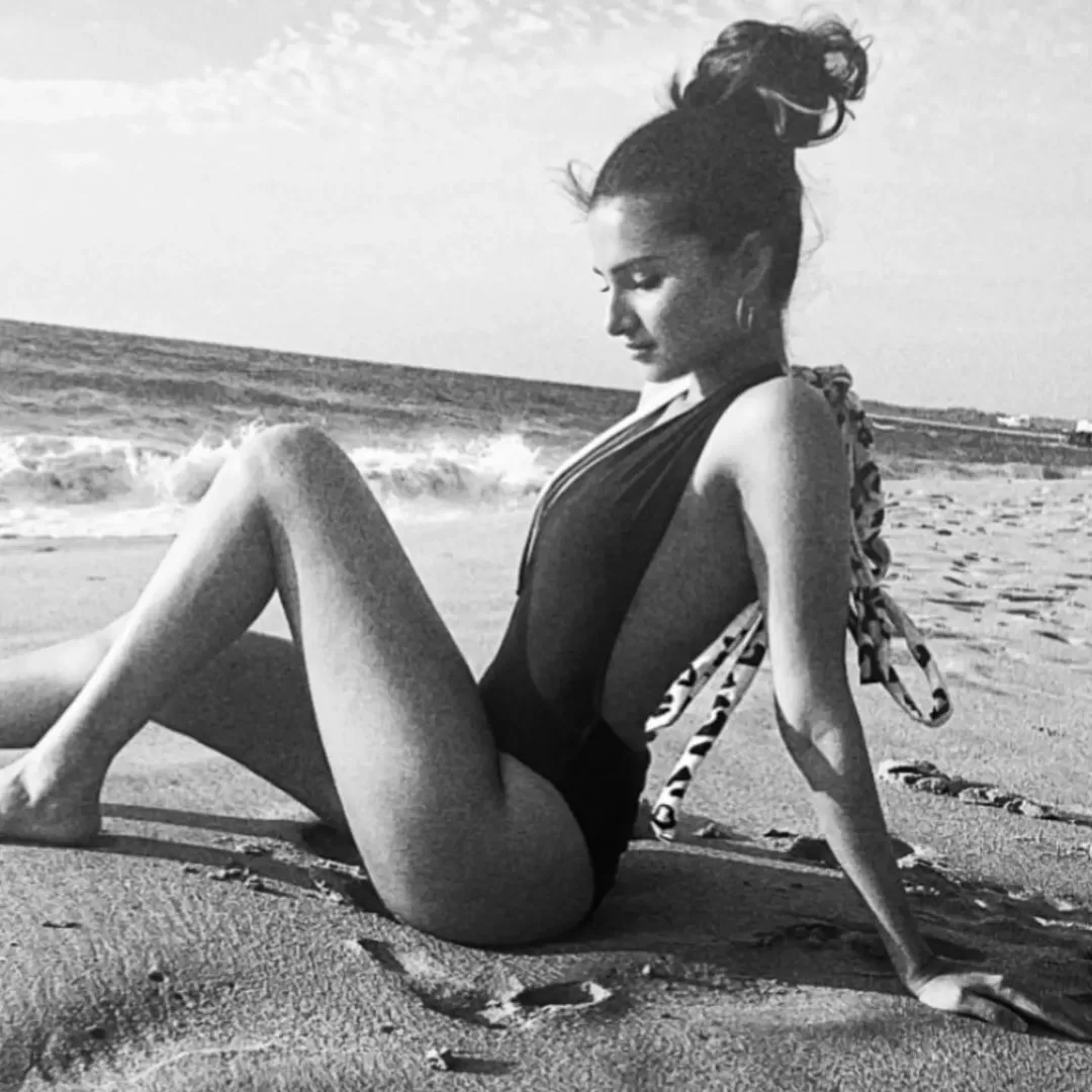 Tara Sutaria Looks Alluring in This Monochrome Pic