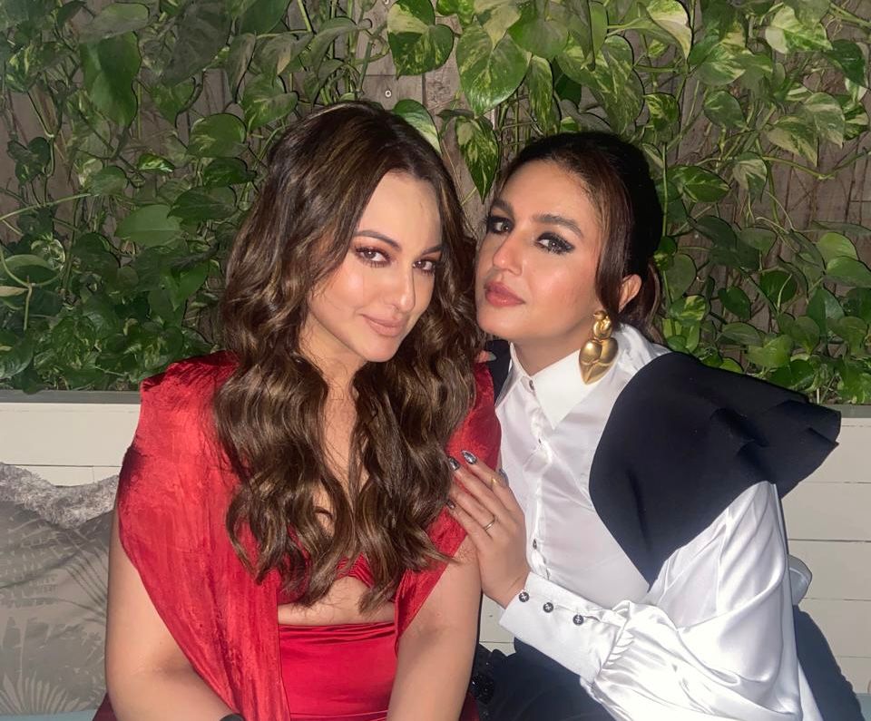 Huma Qureshi and Sonakshi Sinha met for the first time in 2017