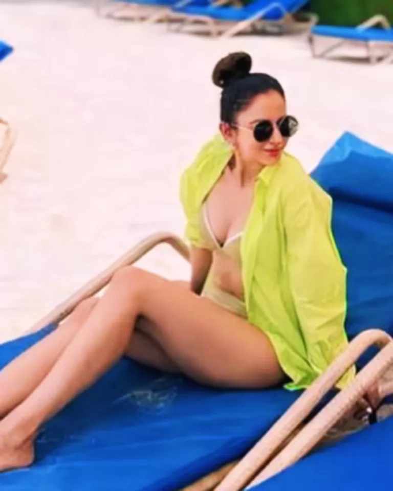 Captivating Gallery of Rakulpreet Singh: Stunning Throwback Holiday Pictures of the Hot Bollywood Actress