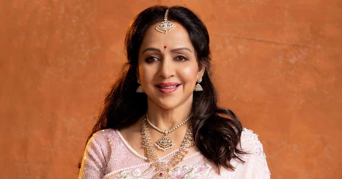 Guess What? Hema Malini Nearly Gave Baghban the Boot Until Her Mom Stepped In With This Zinger…